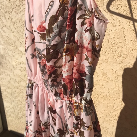 Pink floral dress with gold chord straps - Picture 4 of 4